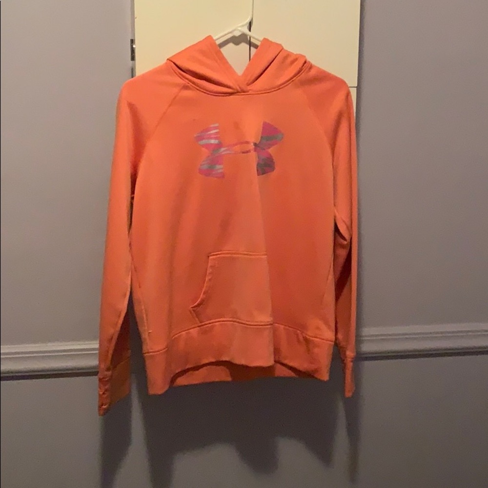 under armor sweatshirt. size YOUTH XL.